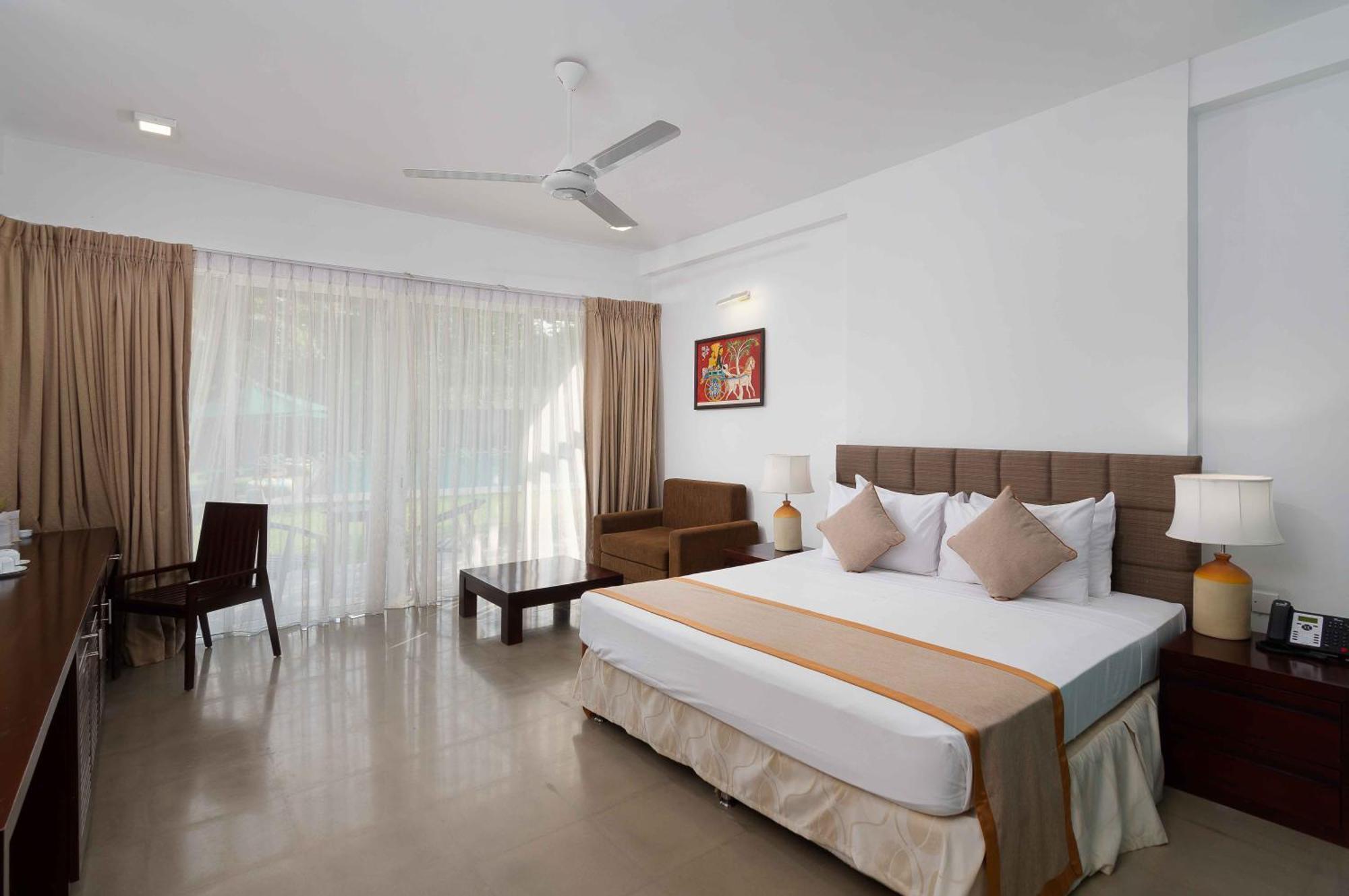 South Lake Resort Koggala Bagian luar foto